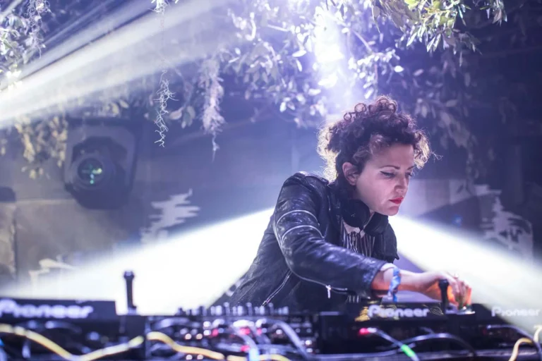 LUX Technical Adidas Future House 2016 DJ AudioLighting